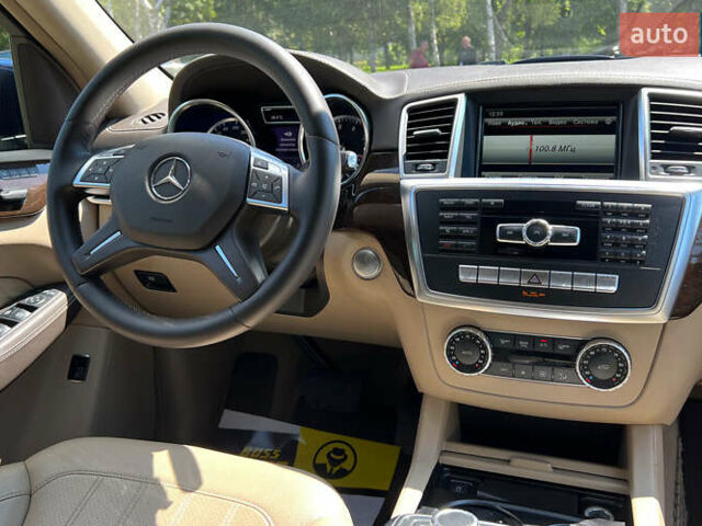 Синій Мерседес ГЛ-Клас, об'ємом двигуна 3 л та пробігом 168 тис. км за 22900 $, фото 11 на Automoto.ua