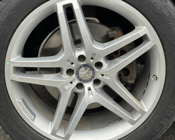 Синий Мерседес ГЛ-класс, объемом двигателя 2.99 л и пробегом 177 тыс. км за 27900 $, фото 4 на Automoto.ua