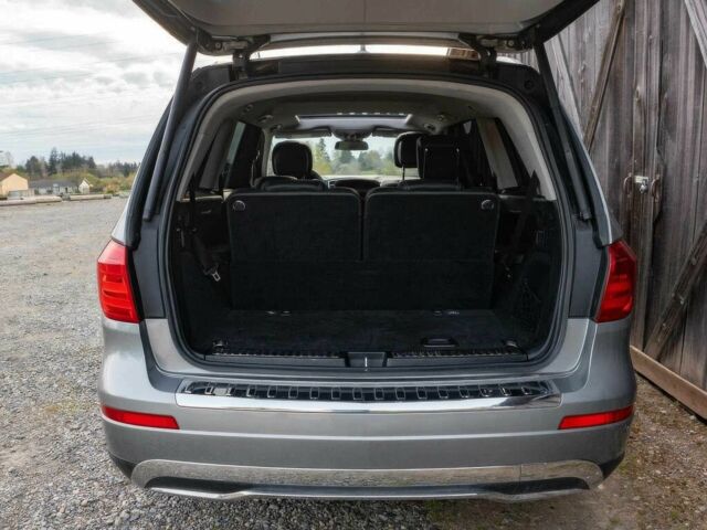 Синий Мерседес ГЛ-класс, объемом двигателя 3 л и пробегом 76 тыс. км за 3000 $, фото 12 на Automoto.ua