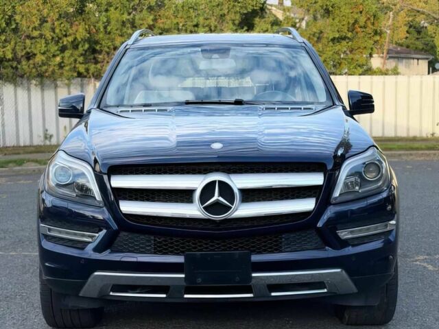 Мерседес ГЛ-Клас 2015 у Тернополі на Automoto.ua Синій Мерседес ГЛ-Клас, об'ємом двигуна 3 л та пробігом 80 тис. км за 6500 $, фото 1 на Automoto.ua