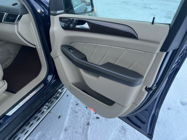 Синий Мерседес ГЛ-класс, объемом двигателя 3 л и пробегом 152 тыс. км за 20900 $, фото 21 на Automoto.ua