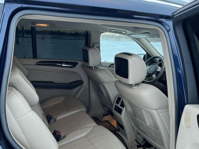 Синий Мерседес ГЛ-класс, объемом двигателя 3 л и пробегом 152 тыс. км за 20900 $, фото 18 на Automoto.ua