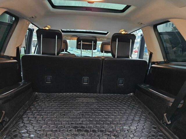 Серый Мерседес GL серия, объемом двигателя 3 л и пробегом 165 тыс. км за 19500 $, фото 18 на Automoto.ua