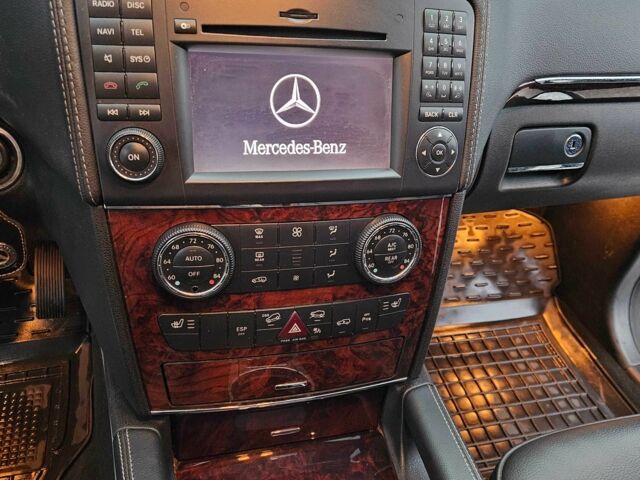 Серый Мерседес GL серия, объемом двигателя 3 л и пробегом 165 тыс. км за 19500 $, фото 14 на Automoto.ua