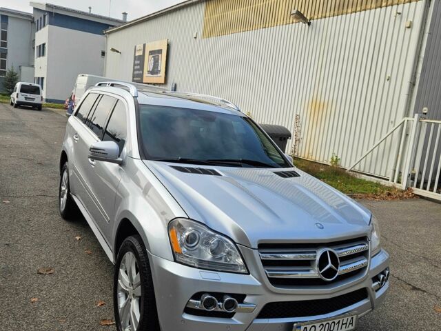 Серый Мерседес GL серия, объемом двигателя 3 л и пробегом 165 тыс. км за 19500 $, фото 8 на Automoto.ua