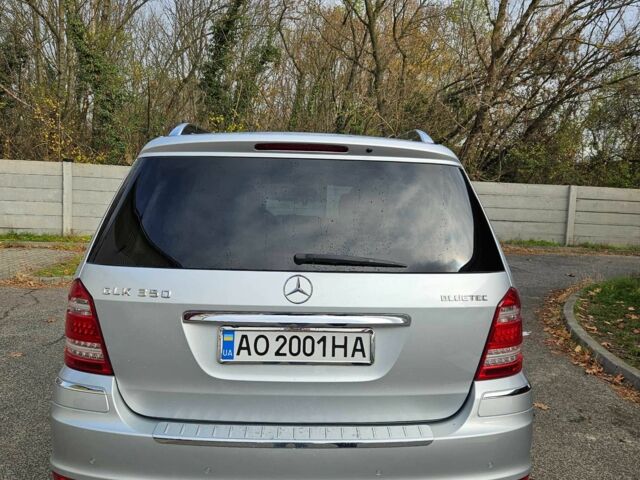 Серый Мерседес GL серия, объемом двигателя 3 л и пробегом 165 тыс. км за 19500 $, фото 4 на Automoto.ua