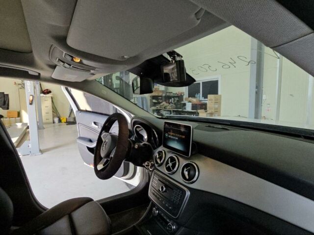 Белый Мерседес ГЛA 200, объемом двигателя 2.2 л и пробегом 127 тыс. км за 16300 $, фото 10 на Automoto.ua