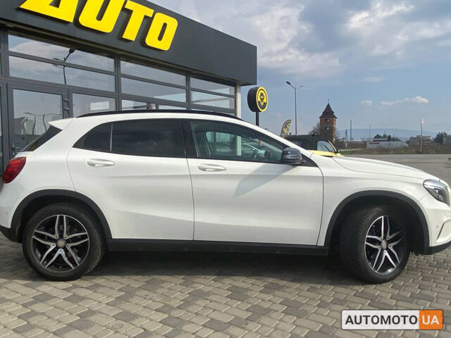 Белый Мерседес GLA 220, объемом двигателя 2.1 л и пробегом 220 тыс. км за 24900 $, фото 7 на Automoto.ua