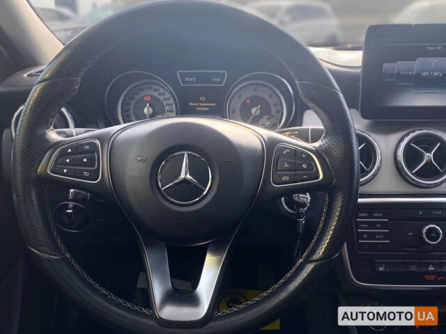 Белый Мерседес GLA 220, объемом двигателя 2.1 л и пробегом 220 тыс. км за 24900 $, фото 15 на Automoto.ua