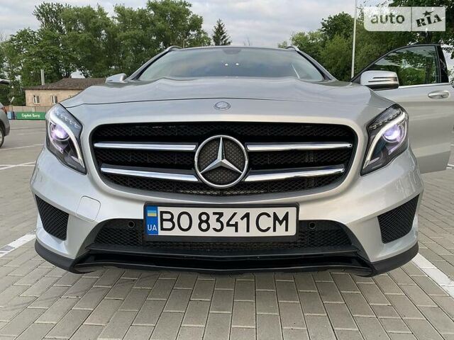 Серый Мерседес GLA 250, объемом двигателя 2 л и пробегом 111 тыс. км за 22800 $, фото 40 на Automoto.ua