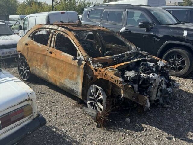 Білий Мерседес ГЛА-Клас, об'ємом двигуна 2 л та пробігом 1000 тис. км за 2500 $, фото 2 на Automoto.ua