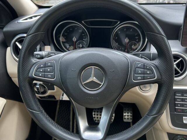 Білий Мерседес ГЛА-Клас, об'ємом двигуна 2 л та пробігом 109 тис. км за 24900 $, фото 11 на Automoto.ua