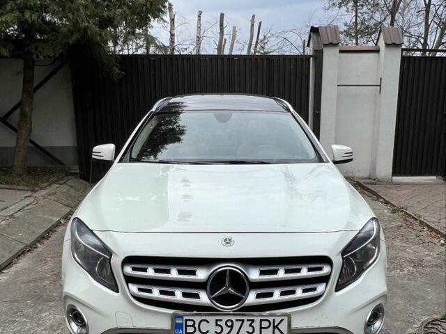 Білий Мерседес ГЛА-Клас, об'ємом двигуна 2 л та пробігом 109 тис. км за 24900 $, фото 1 на Automoto.ua