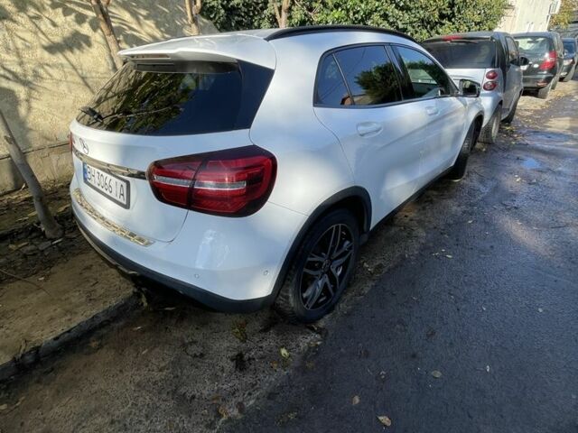 Білий Мерседес ГЛА-Клас, об'ємом двигуна 1.6 л та пробігом 1000 тис. км за 25000 $, фото 5 на Automoto.ua