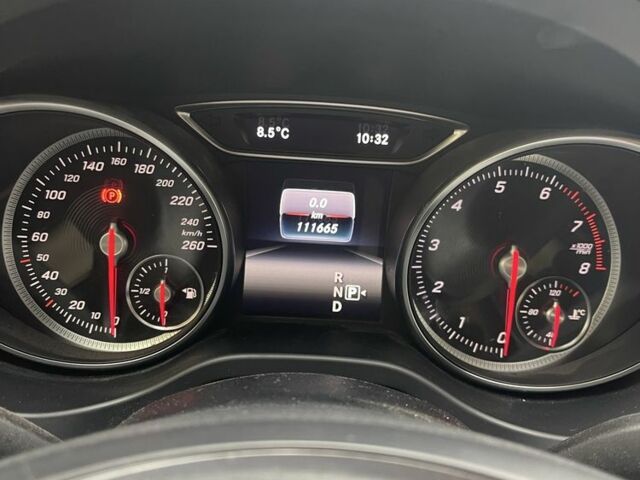 Білий Мерседес ГЛА-Клас, об'ємом двигуна 1.6 л та пробігом 1000 тис. км за 25000 $, фото 7 на Automoto.ua