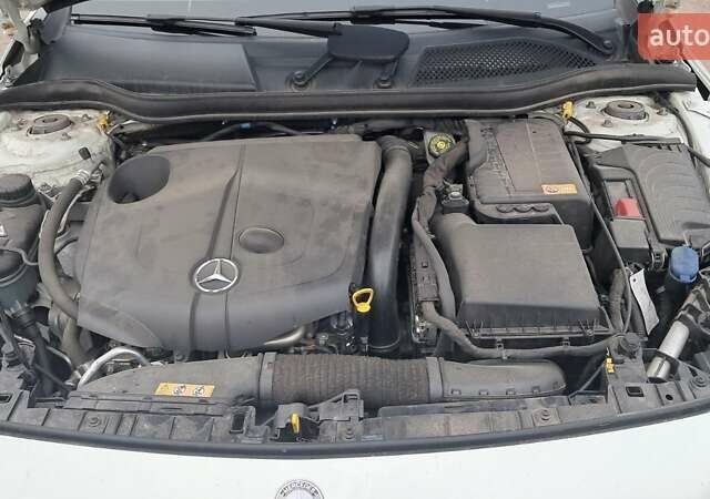 Белый Мерседес ГЛА-Класс, объемом двигателя 2.14 л и пробегом 138 тыс. км за 16500 $, фото 12 на Automoto.ua