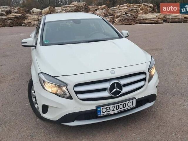 Белый Мерседес ГЛА-Класс, объемом двигателя 2.14 л и пробегом 138 тыс. км за 16500 $, фото 1 на Automoto.ua