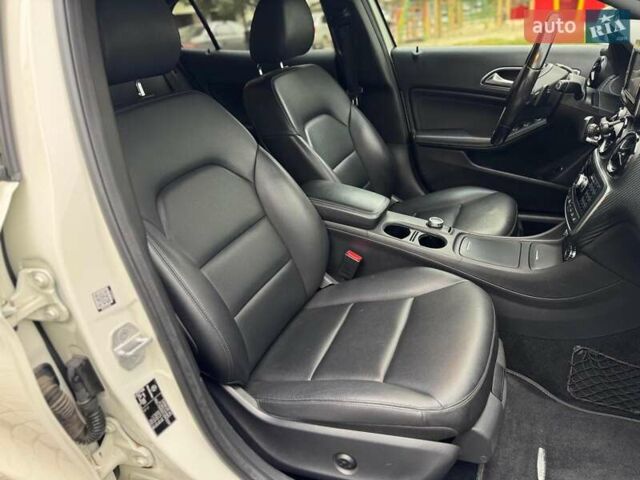 Белый Мерседес ГЛА-Класс, объемом двигателя 2.14 л и пробегом 215 тыс. км за 18500 $, фото 22 на Automoto.ua