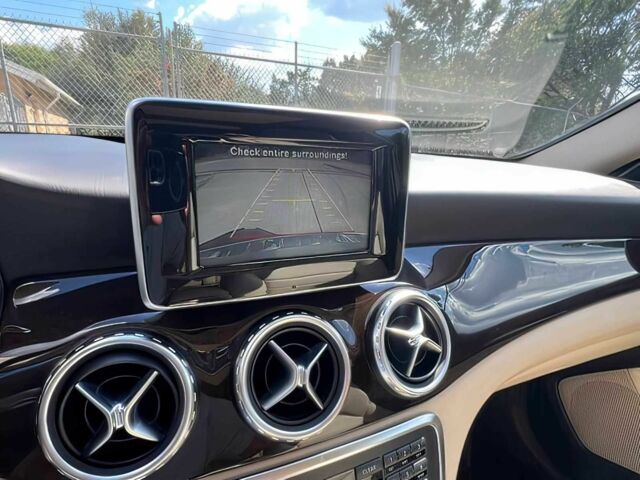 Білий Мерседес ГЛА-Клас, об'ємом двигуна 2 л та пробігом 71 тис. км за 9500 $, фото 11 на Automoto.ua