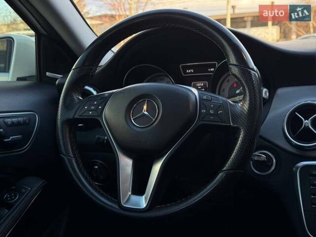 Білий Мерседес ГЛА-Клас, об'ємом двигуна 1.99 л та пробігом 149 тис. км за 18000 $, фото 61 на Automoto.ua