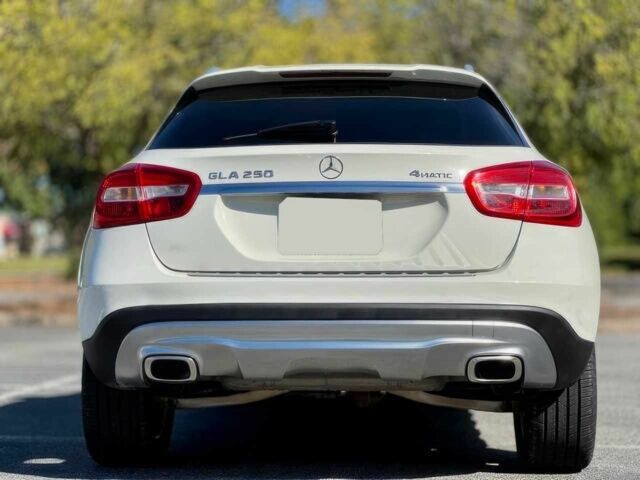 Белый Мерседес ГЛА-Класс, объемом двигателя 2 л и пробегом 71 тыс. км за 5400 $, фото 5 на Automoto.ua