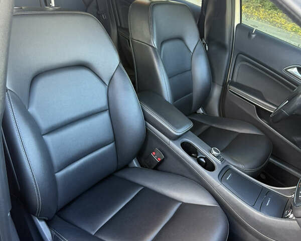 Белый Мерседес ГЛА-Класс, объемом двигателя 1.99 л и пробегом 149 тыс. км за 15499 $, фото 13 на Automoto.ua