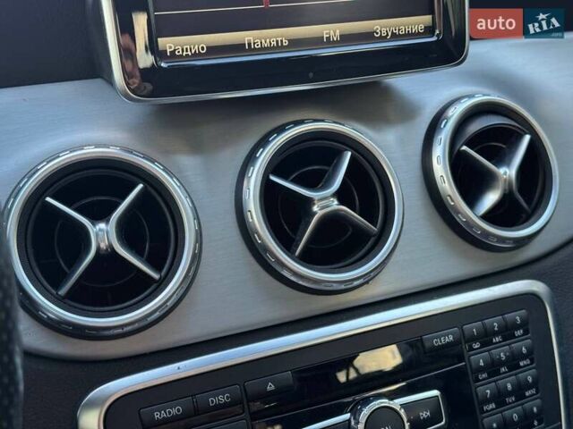 Білий Мерседес ГЛА-Клас, об'ємом двигуна 1.99 л та пробігом 149 тис. км за 18000 $, фото 44 на Automoto.ua