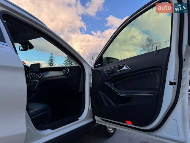 Білий Мерседес ГЛА-Клас, об'ємом двигуна 1.99 л та пробігом 149 тис. км за 18000 $, фото 71 на Automoto.ua