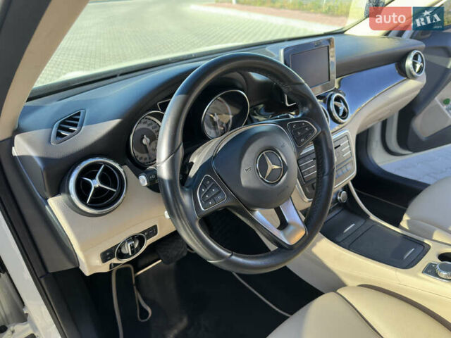 Білий Мерседес ГЛА-Клас, об'ємом двигуна 1.6 л та пробігом 111 тис. км за 18599 $, фото 18 на Automoto.ua