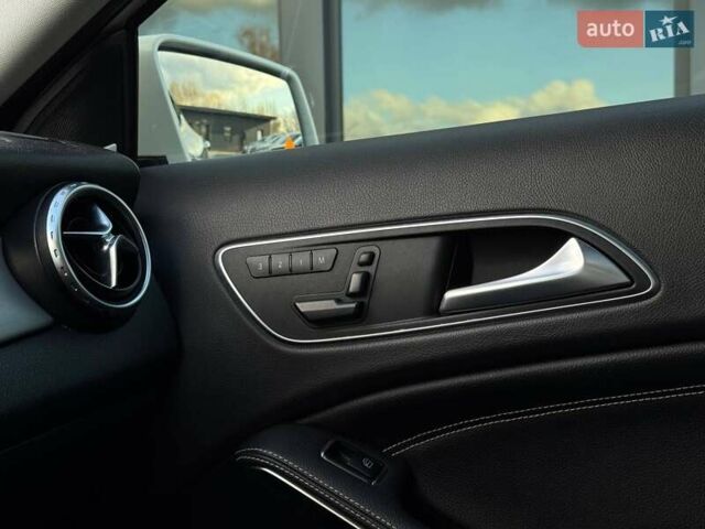 Білий Мерседес ГЛА-Клас, об'ємом двигуна 1.99 л та пробігом 149 тис. км за 18000 $, фото 49 на Automoto.ua