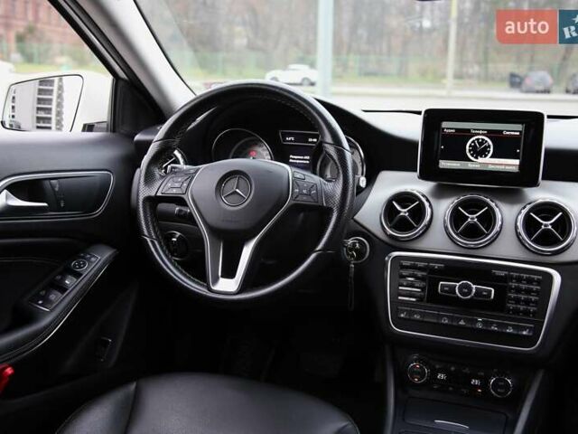 Білий Мерседес ГЛА-Клас, об'ємом двигуна 1.99 л та пробігом 102 тис. км за 19500 $, фото 10 на Automoto.ua