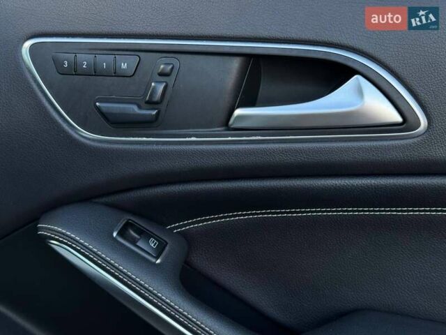 Білий Мерседес ГЛА-Клас, об'ємом двигуна 1.99 л та пробігом 149 тис. км за 18000 $, фото 74 на Automoto.ua