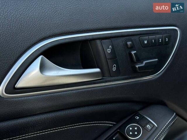 Білий Мерседес ГЛА-Клас, об'ємом двигуна 1.99 л та пробігом 149 тис. км за 18000 $, фото 33 на Automoto.ua