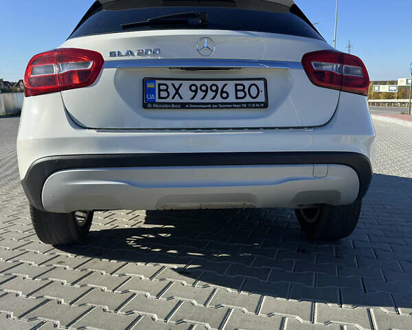 Білий Мерседес ГЛА-Клас, об'ємом двигуна 1.6 л та пробігом 111 тис. км за 18599 $, фото 9 на Automoto.ua