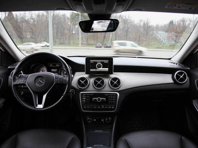 Білий Мерседес ГЛА-Клас, об'ємом двигуна 2 л та пробігом 102 тис. км за 19500 $, фото 11 на Automoto.ua