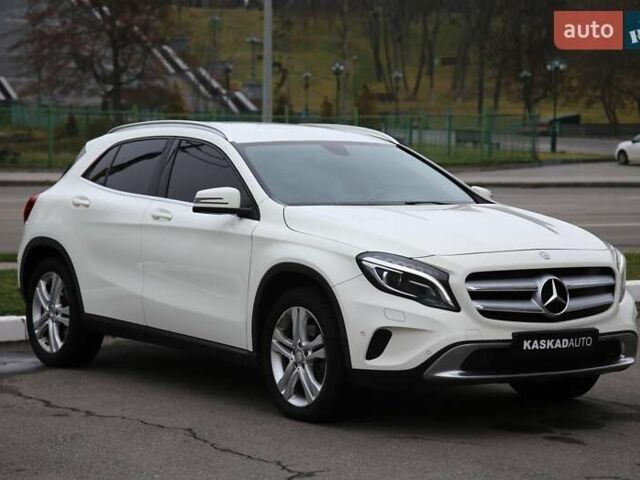 Білий Мерседес ГЛА-Клас, об'ємом двигуна 1.99 л та пробігом 102 тис. км за 19500 $, фото 2 на Automoto.ua