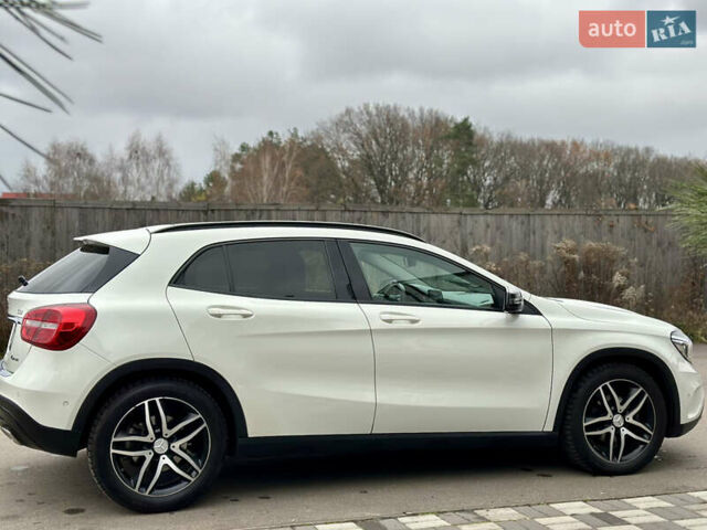 Белый Мерседес ГЛА-Класс, объемом двигателя 2.2 л и пробегом 343 тыс. км за 16250 $, фото 12 на Automoto.ua