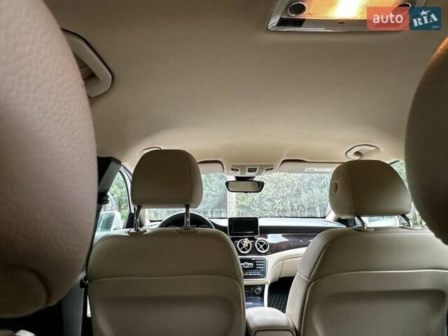 Белый Мерседес ГЛА-Класс, объемом двигателя 1.99 л и пробегом 150 тыс. км за 16600 $, фото 26 на Automoto.ua