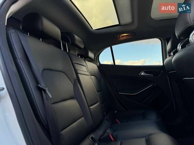 Білий Мерседес ГЛА-Клас, об'ємом двигуна 1.99 л та пробігом 149 тис. км за 18000 $, фото 69 на Automoto.ua