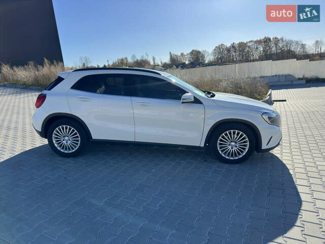 Білий Мерседес ГЛА-Клас, об'ємом двигуна 1.6 л та пробігом 111 тис. км за 18599 $, фото 6 на Automoto.ua