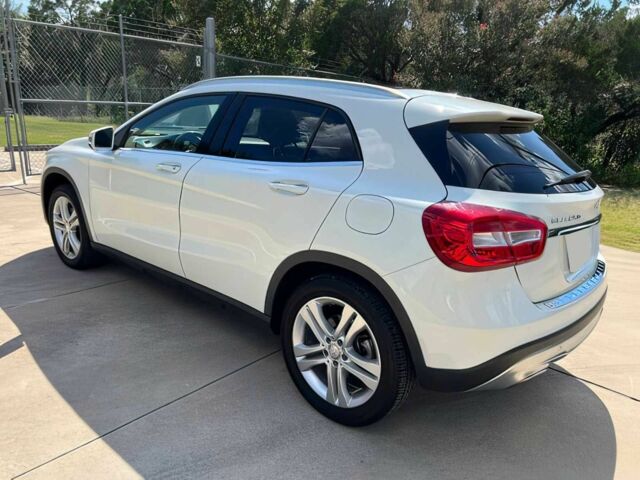 Білий Мерседес ГЛА-Клас, об'ємом двигуна 2 л та пробігом 71 тис. км за 9500 $, фото 6 на Automoto.ua