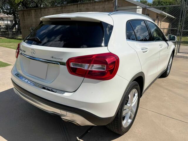 Білий Мерседес ГЛА-Клас, об'ємом двигуна 2 л та пробігом 71 тис. км за 9500 $, фото 4 на Automoto.ua