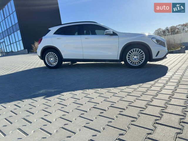 Білий Мерседес ГЛА-Клас, об'ємом двигуна 1.6 л та пробігом 111 тис. км за 18599 $, фото 5 на Automoto.ua
