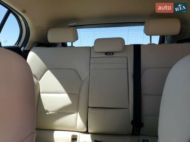 Белый Мерседес ГЛА-Класс, объемом двигателя 1.99 л и пробегом 25 тыс. км за 3000 $, фото 9 на Automoto.ua