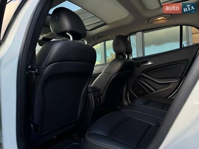 Білий Мерседес ГЛА-Клас, об'ємом двигуна 1.99 л та пробігом 149 тис. км за 18000 $, фото 58 на Automoto.ua