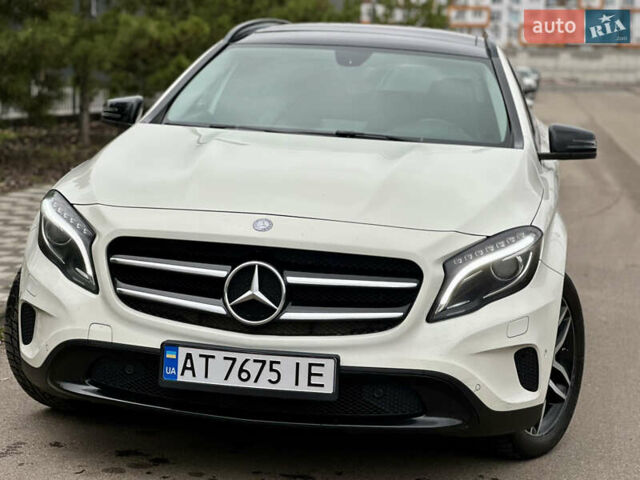 Белый Мерседес ГЛА-Класс, объемом двигателя 2.2 л и пробегом 343 тыс. км за 16250 $, фото 3 на Automoto.ua
