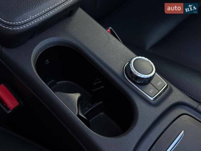 Білий Мерседес ГЛА-Клас, об'ємом двигуна 1.99 л та пробігом 149 тис. км за 18000 $, фото 84 на Automoto.ua