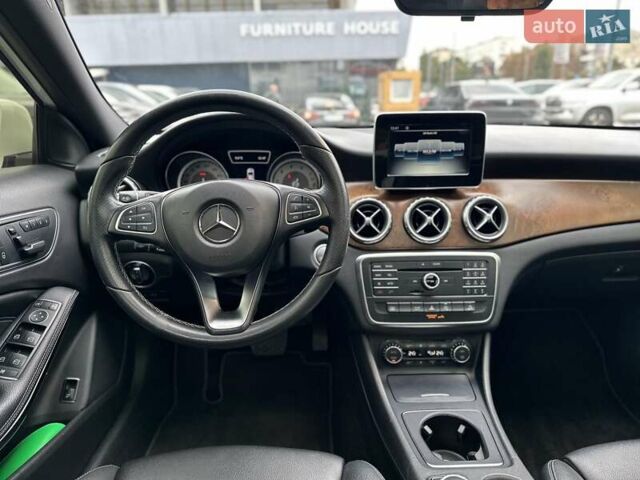 Белый Мерседес ГЛА-Класс, объемом двигателя 1.99 л и пробегом 145 тыс. км за 19500 $, фото 26 на Automoto.ua