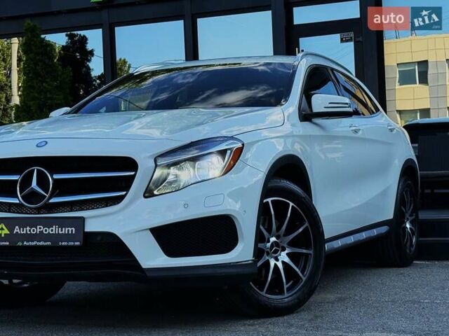 Белый Мерседес ГЛА-Класс, объемом двигателя 1.99 л и пробегом 102 тыс. км за 17299 $, фото 7 на Automoto.ua