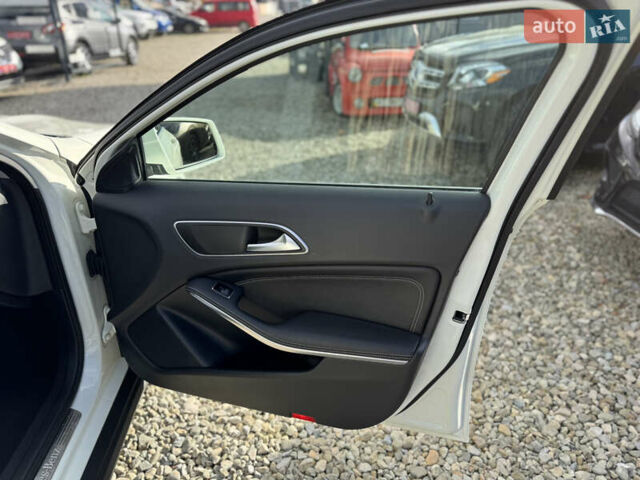 Білий Мерседес ГЛА-Клас, об'ємом двигуна 1.46 л та пробігом 46 тис. км за 21999 $, фото 24 на Automoto.ua